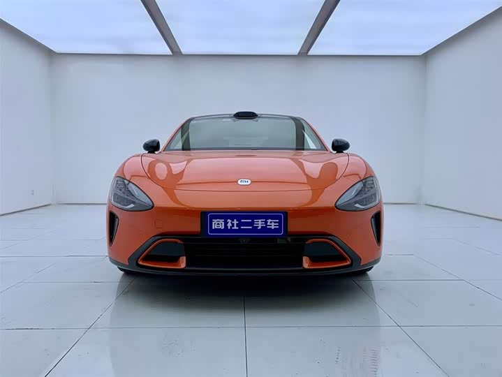 Photo 2 - Xiaomi SU7