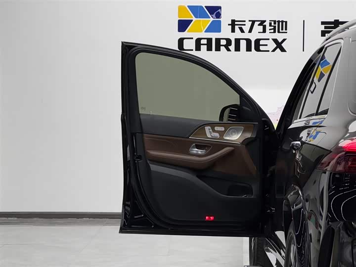 Photo 5 - Mercedes-Benz GLE-Class Hybrid