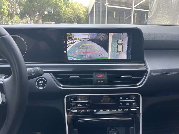 Фото 9 - Kia Seltos