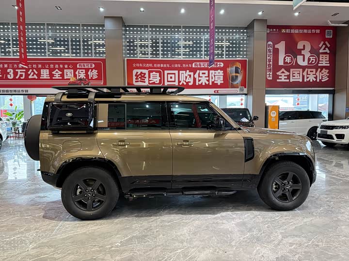 Фото 4 - Land Rover Defender