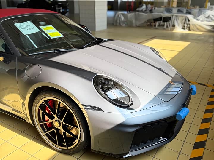 Фото 4 - Porsche 911