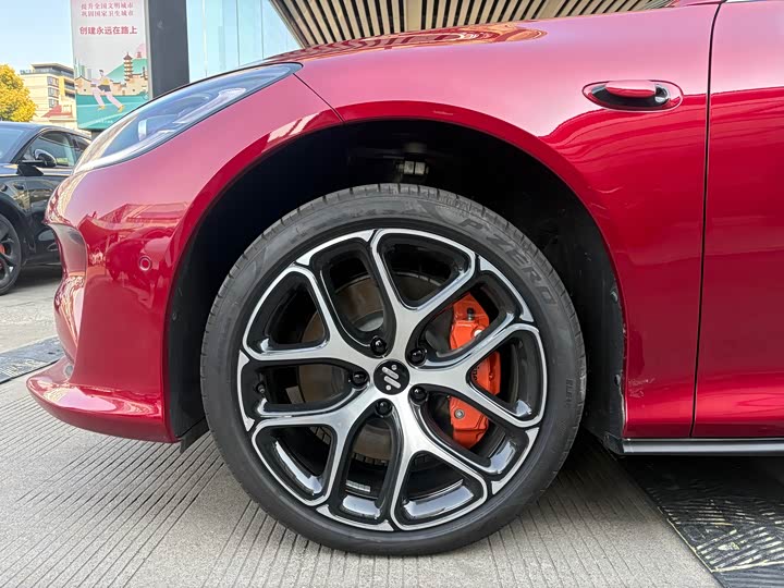 Photo 2 - IM motors L6