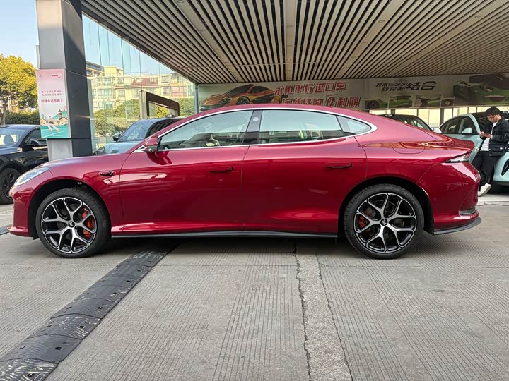 Photo 4 - IM motors L6