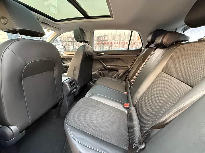 Фото 9 - Volkswagen Tacqua