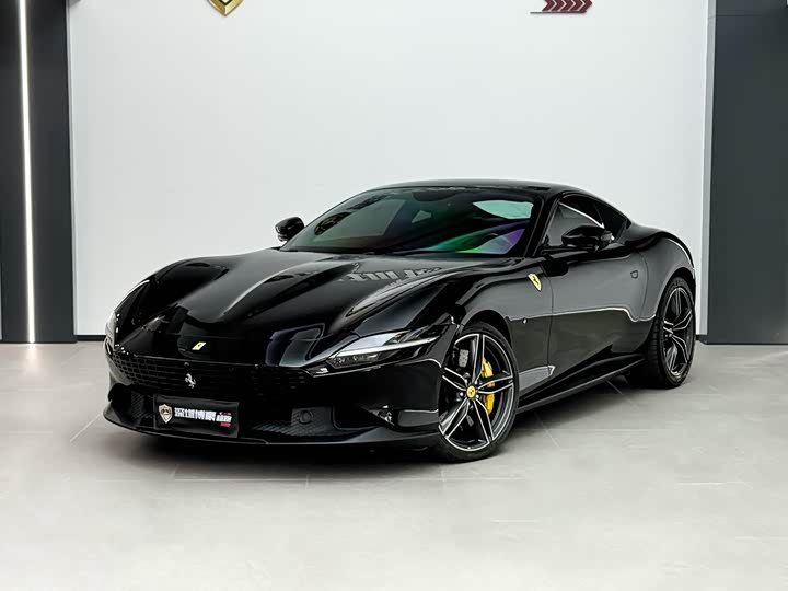 Фото 1 - Ferrari Roma