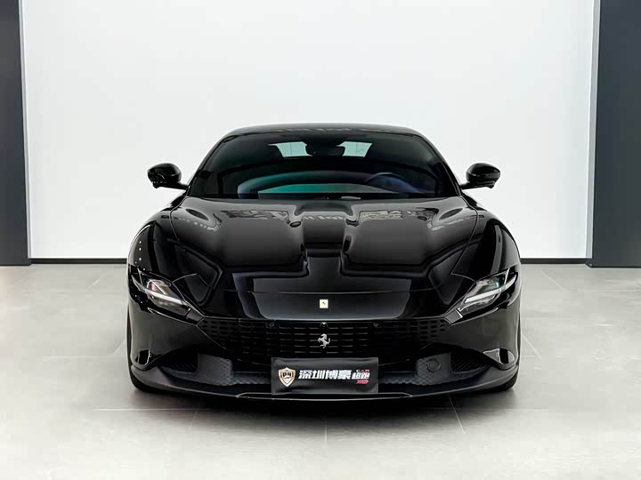 Фото 6 - Ferrari Roma