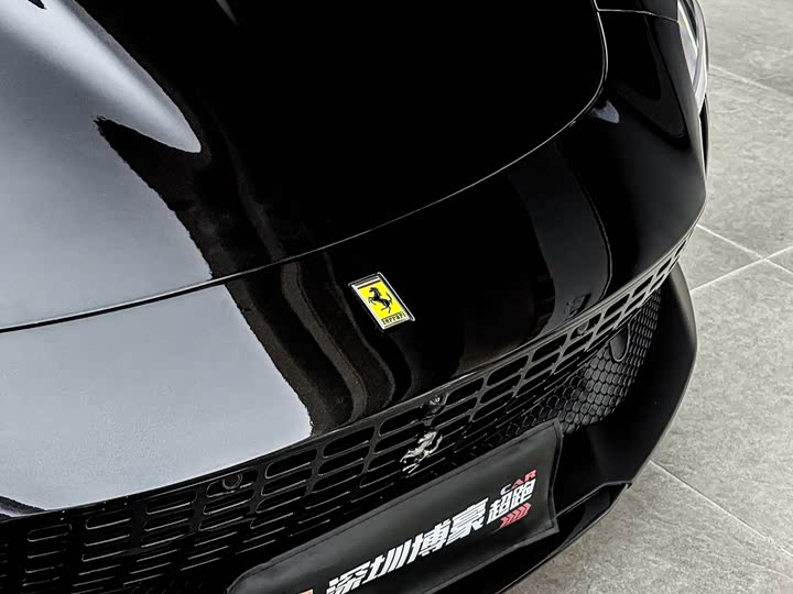 Фото 7 - Ferrari Roma
