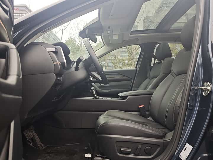 Фото 4 - Mazda CX-50