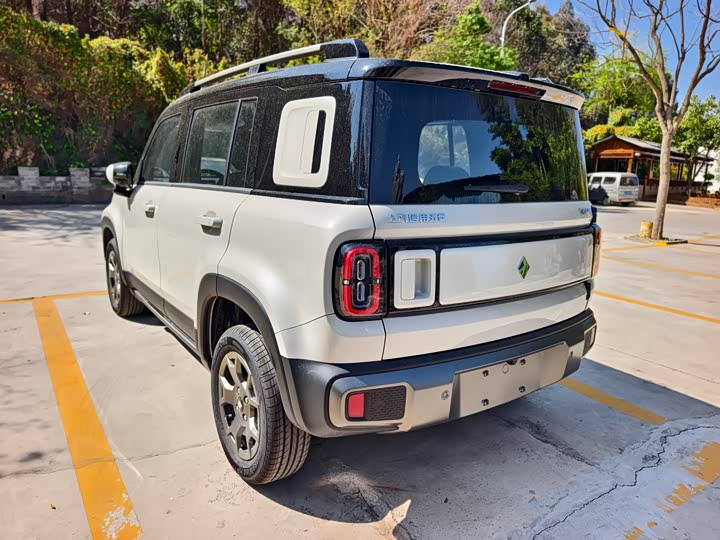 Photo 7 - Baojun Yep Plus