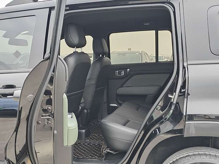 Photo 9 - Baojun Yep Plus