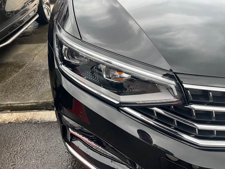 Фото 7 - Volkswagen Magotan