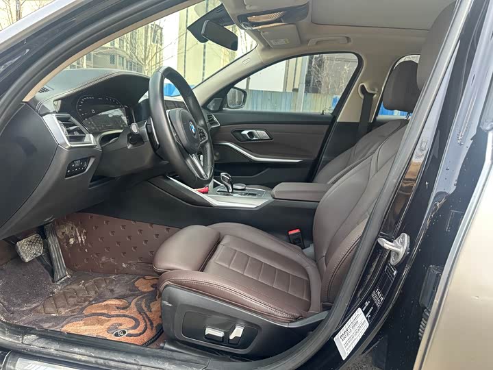 Фото 4 - BMW 3 Series