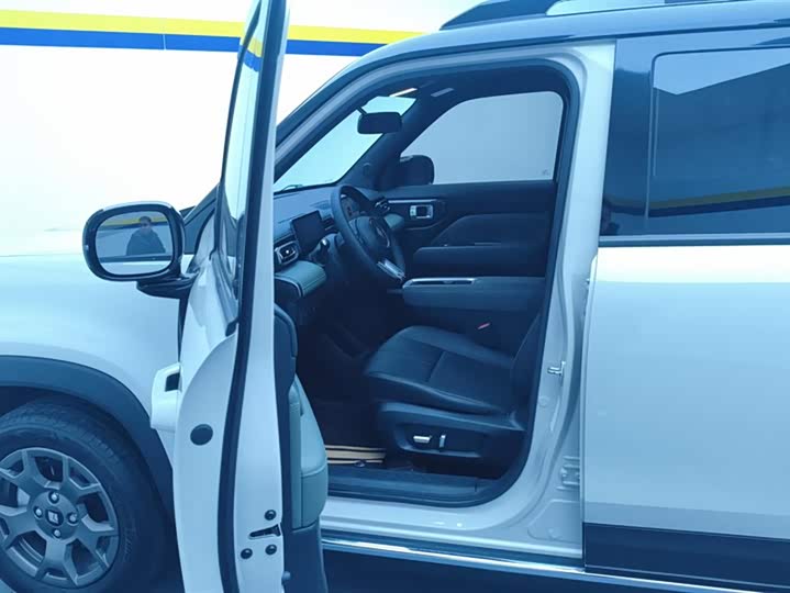 Фото 9 - Baojun Yep Plus