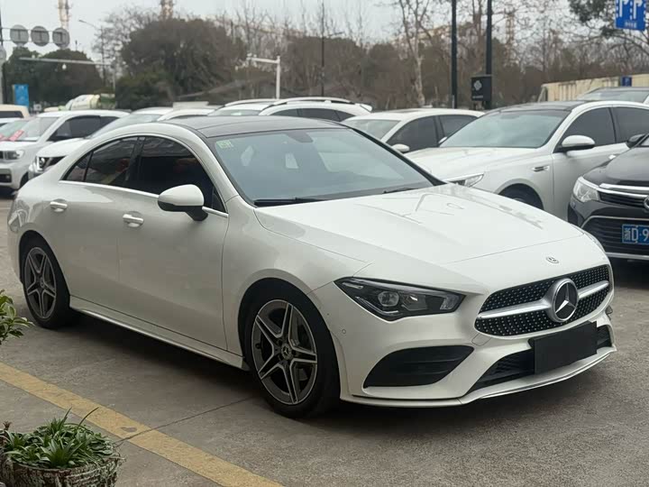Фото 3 - Mercedes-Benz CLA-Class