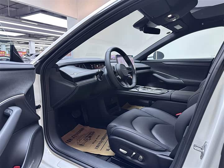 Фото 3 - Xiaomi SU7