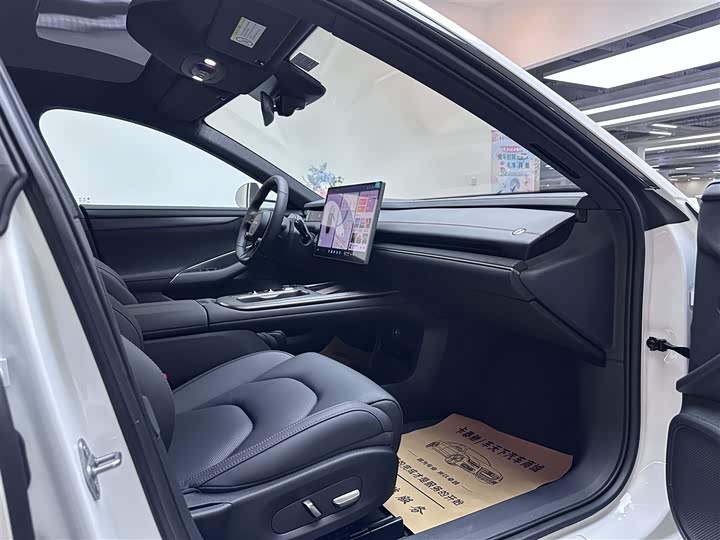 Фото 6 - Xiaomi SU7