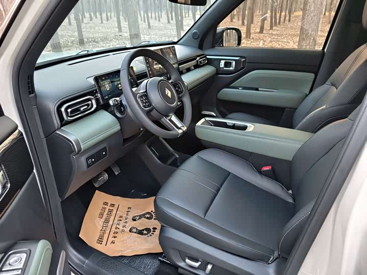 Фото 5 - Baojun Yep Plus