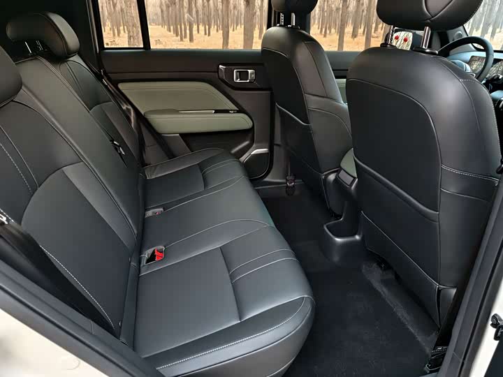 Фото 9 - Baojun Yep Plus