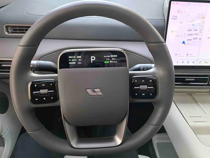 Photo 3 - LiXiang Mega