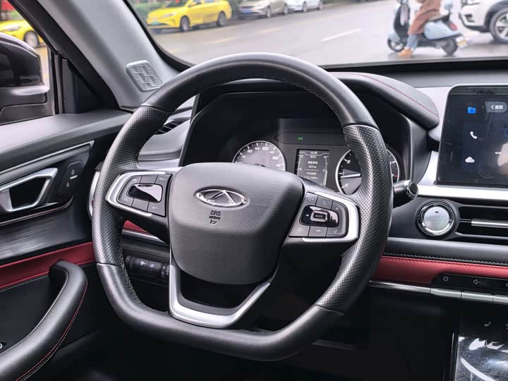 Фото 8 - Chery Tiggo 7