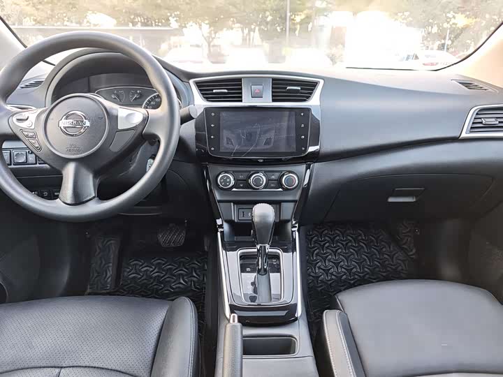 Фото 8 - Nissan Sylphy