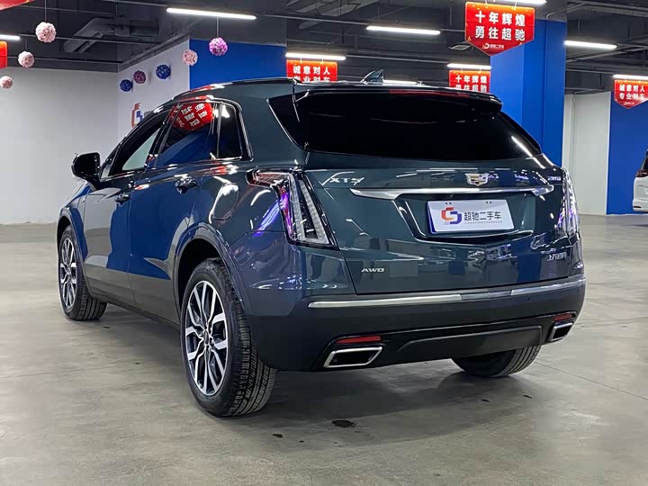 Фото 6 - Cadillac XT5