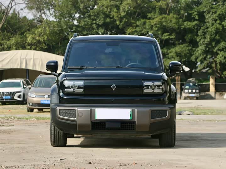 Фото 2 - Baojun Yep Plus