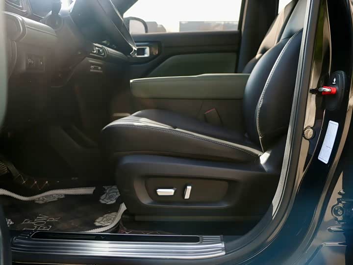 Фото 6 - Baojun Yep Plus