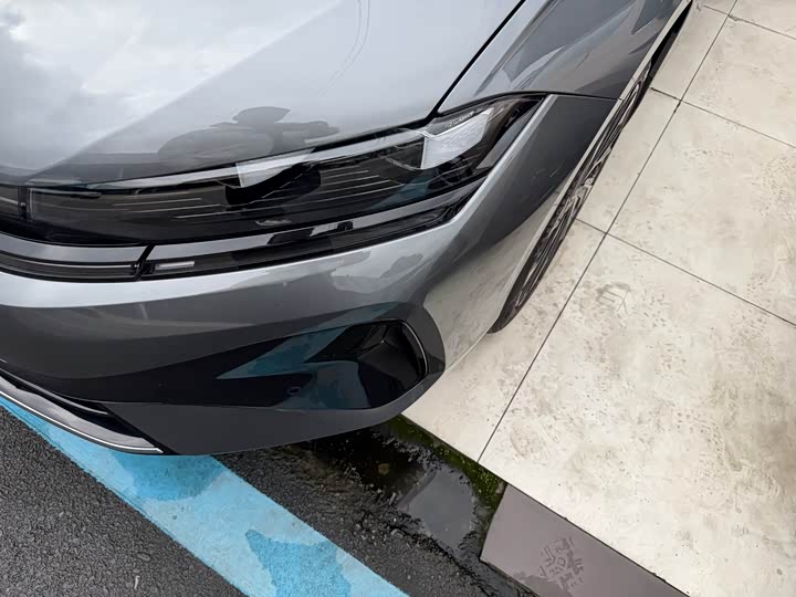 Photo 4 - Volkswagen Sagitar L