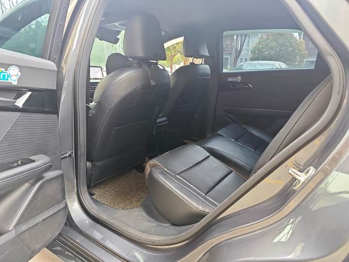 Photo 6 - MG Motor 4 EV