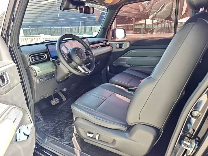 Photo 8 - Baojun Yep