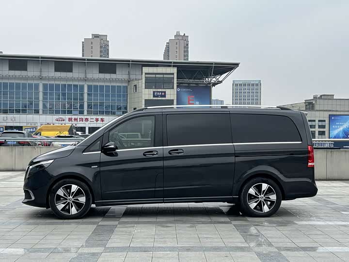 Mercedes-Benz V-Class 2022 2022款 V 260 尊贵版