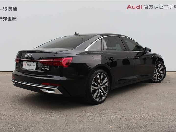 Фото 4 - Audi A6L