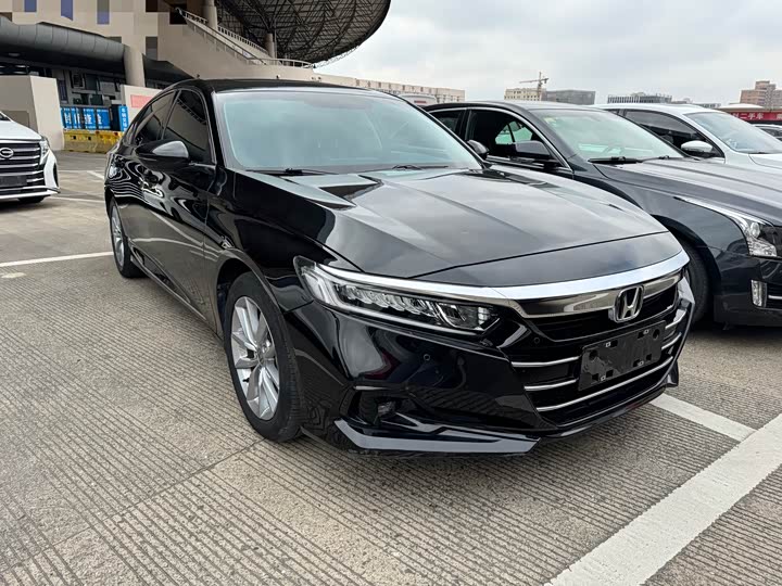 Photo 3 - Honda Accord