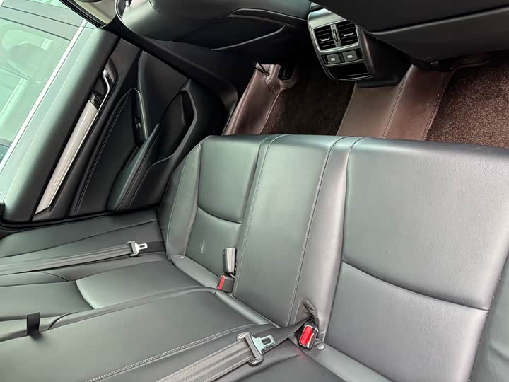 Photo 6 - Honda Accord