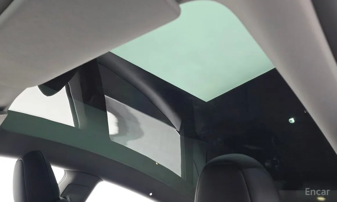 Фото 18 - Tesla Model Y