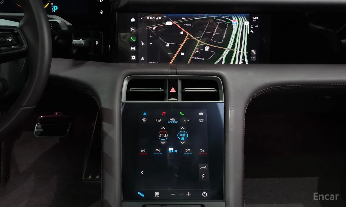 Фото 14 - Porsche Taycan