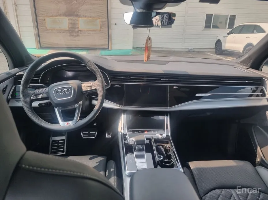 Фото 7 - Audi Q7