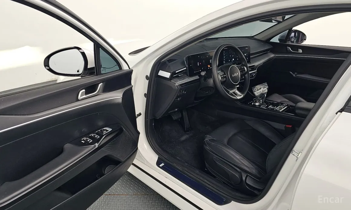 Фото 11 - Kia K5