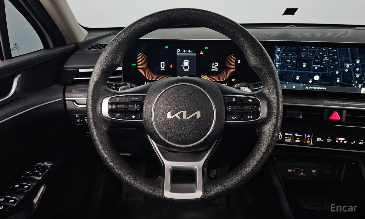 Фото 13 - Kia K5