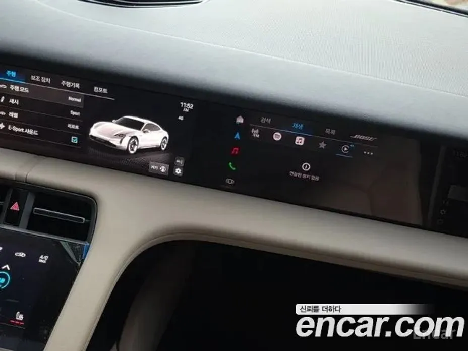 Фото 17 - Porsche Taycan