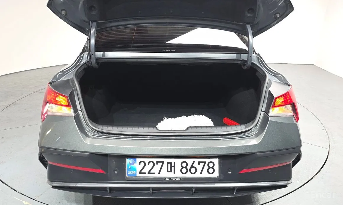 Hyundai Avante 2023 1.6