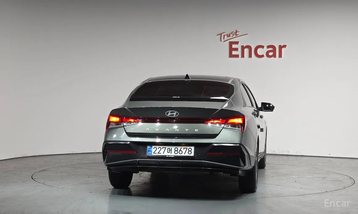 Hyundai Avante 2023 1.6