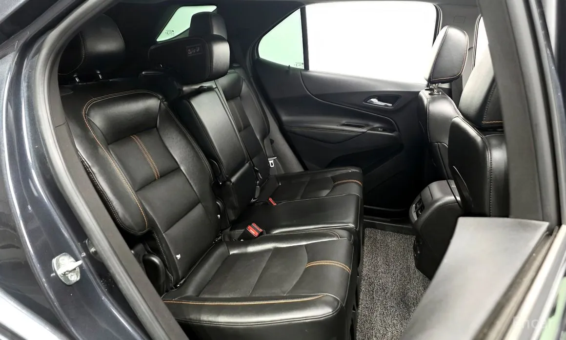 Фото 12 - Chevrolet Equinox