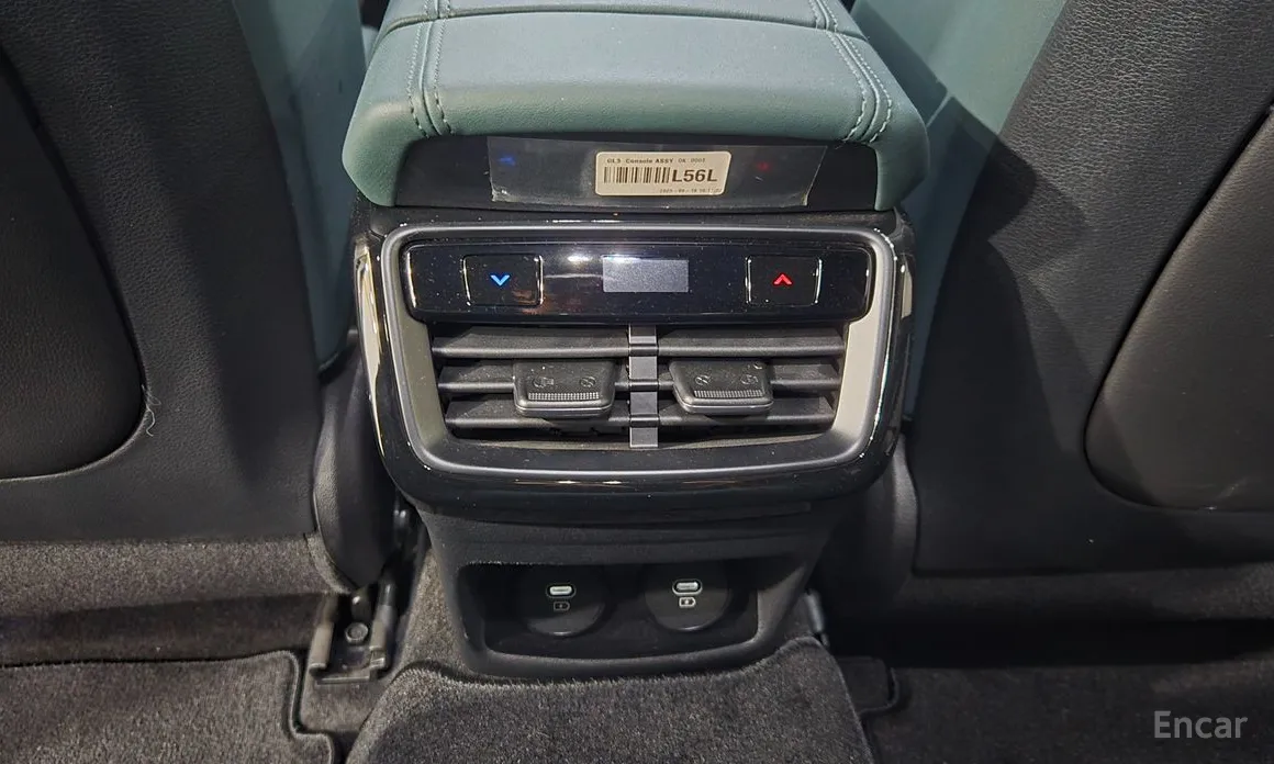 Фото 10 - Kia K8