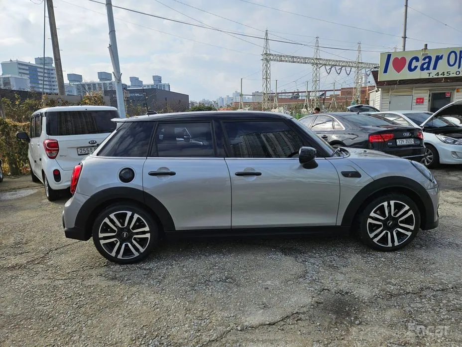 Фото 6 - Mini Cooper