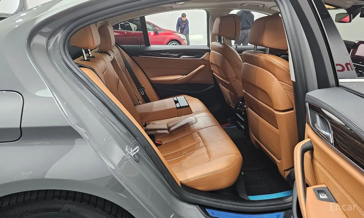 Photo 12 - BMW 5 Series