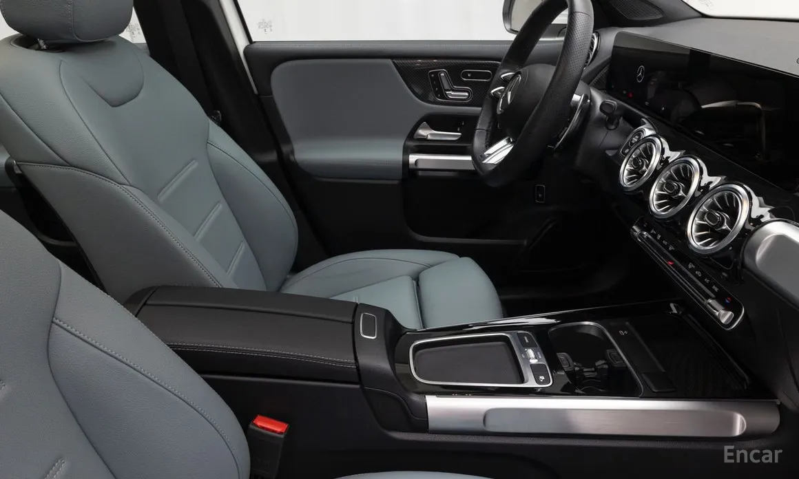 Mercedes-Benz GLB-Class 2020 AMG GLB35 4MATIC