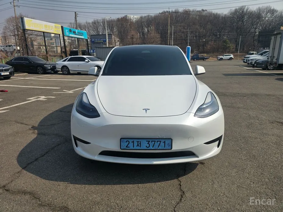 Фото 2 - Tesla Model Y