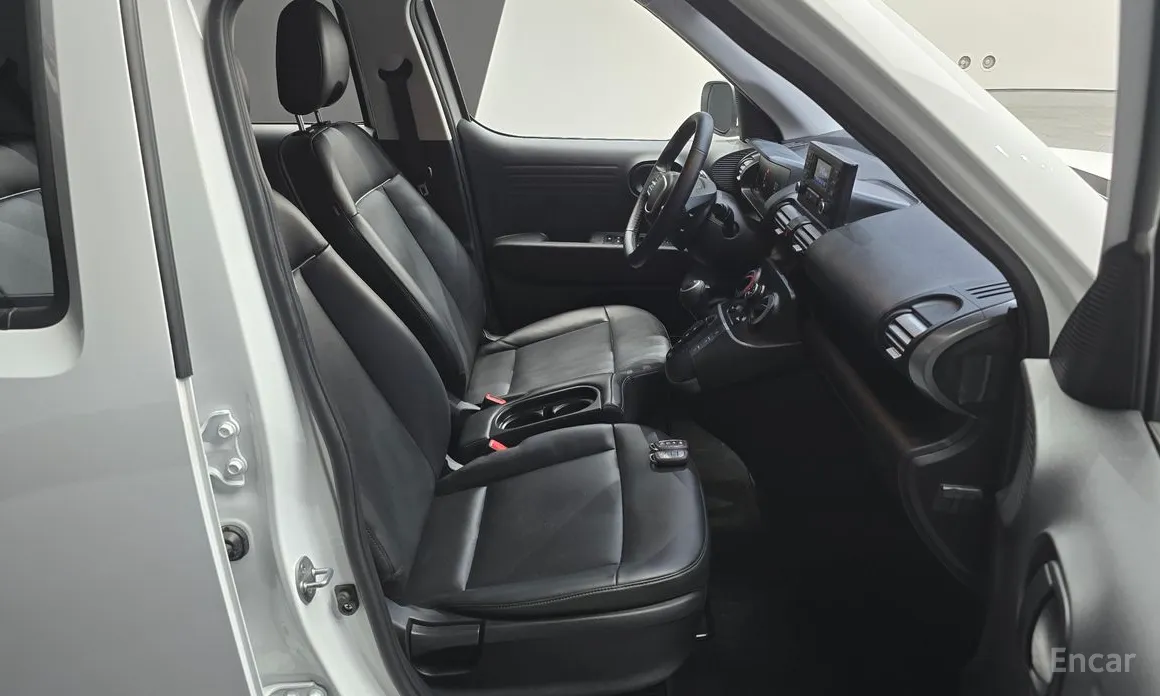 Фото 10 - Hyundai Casper